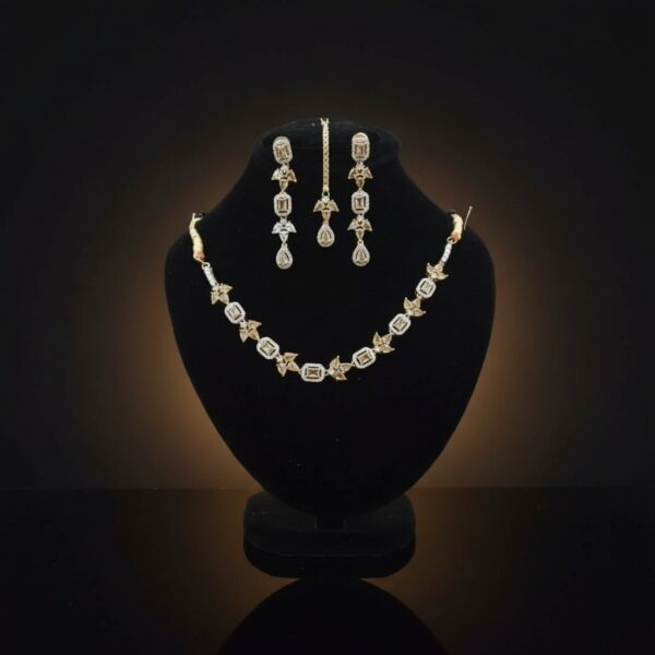 Elegant Gold plated 1 carat indian CZ Jewelry Set - Necklace, Earrings & Maang Tikka